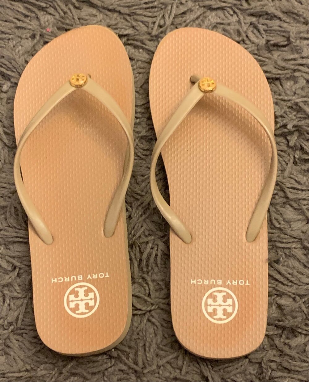 Women’s Gold Tory Burch Logo Rubber FlipFlops Sandal Beach Size 9.5
